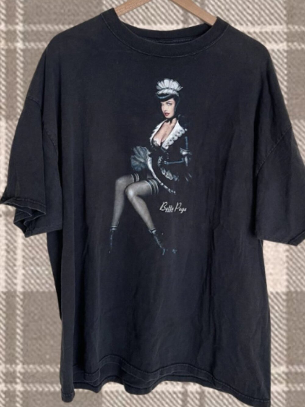 Bettie Page Maid T-shirt Black